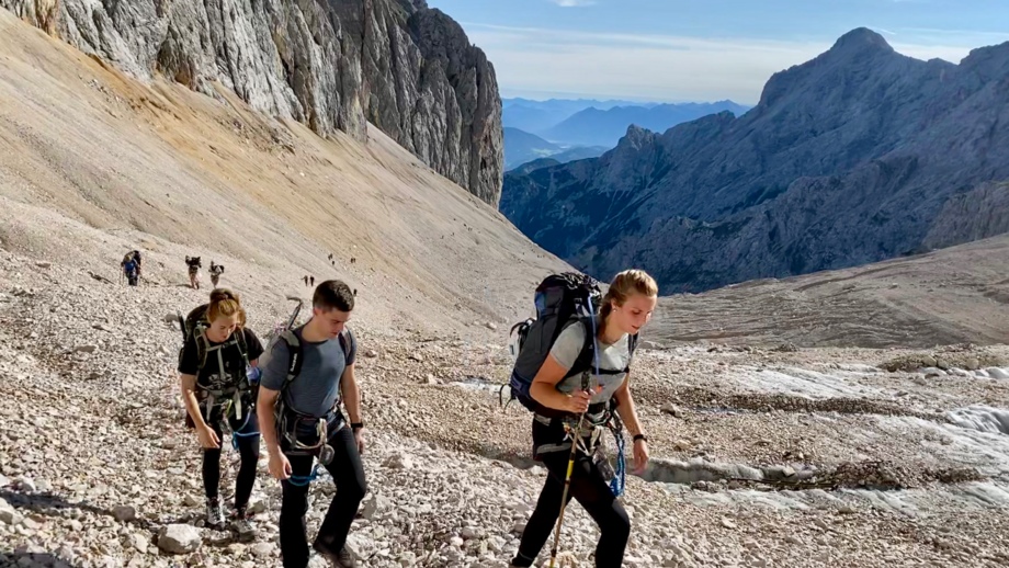 Die Zugspitze, 2962 m an nur einem Tag